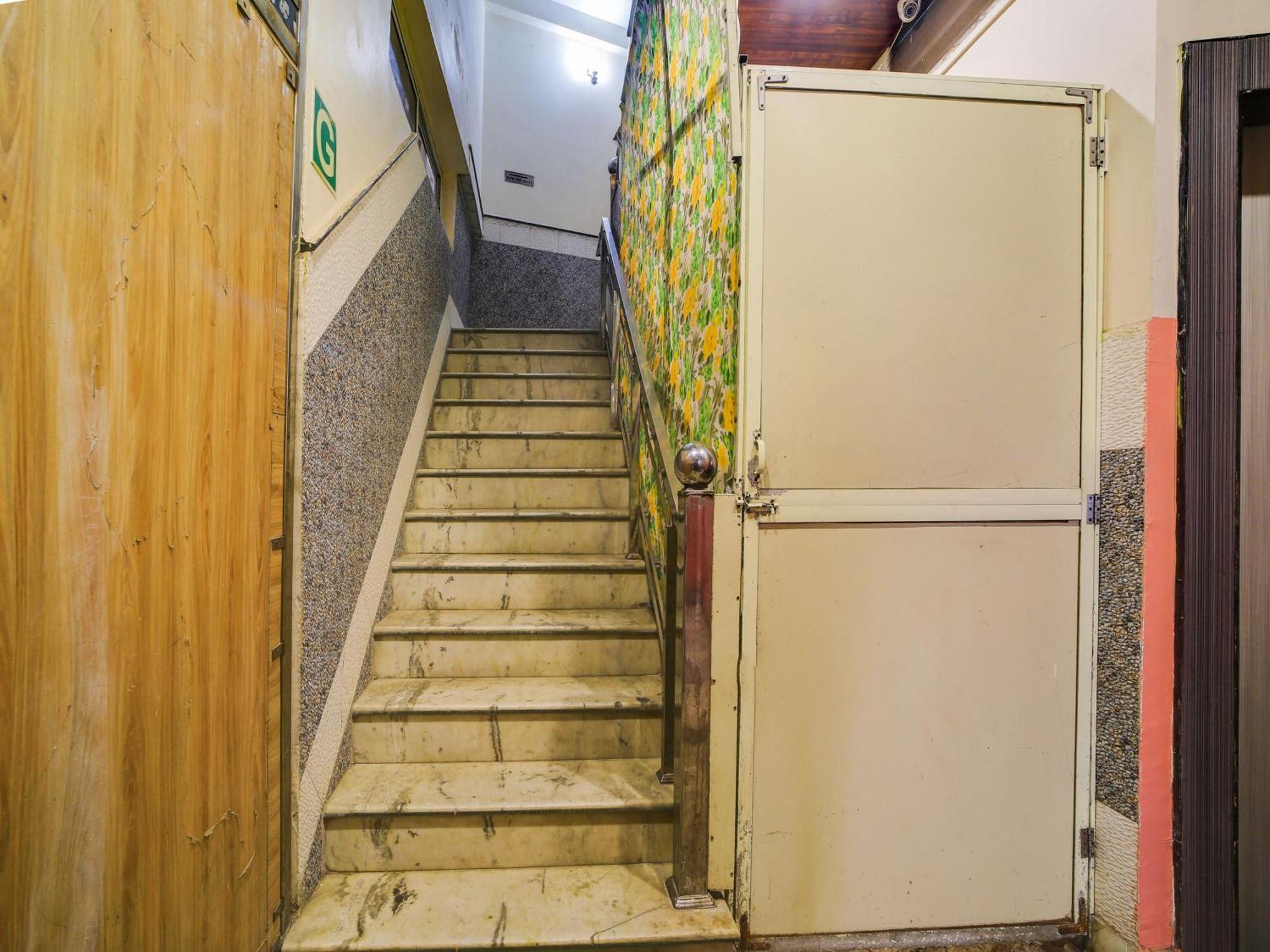 Hotel O Jagdamba Hotel Бопал Екстериор снимка